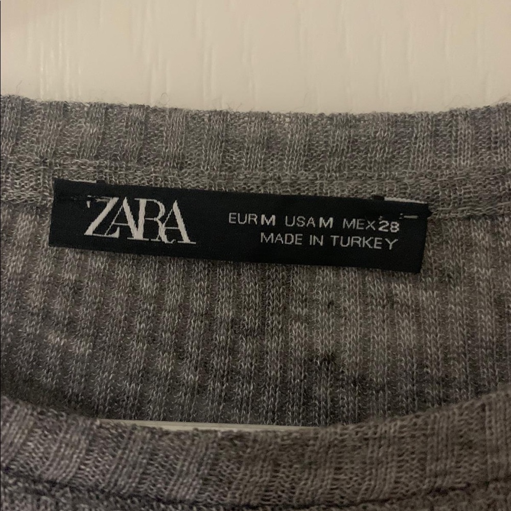 Zara Ribbed Tee M - Picture 3 of 3